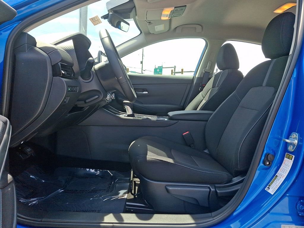 Used 2025 Nissan Sentra SV w/ All-Weather Package FWD image 13