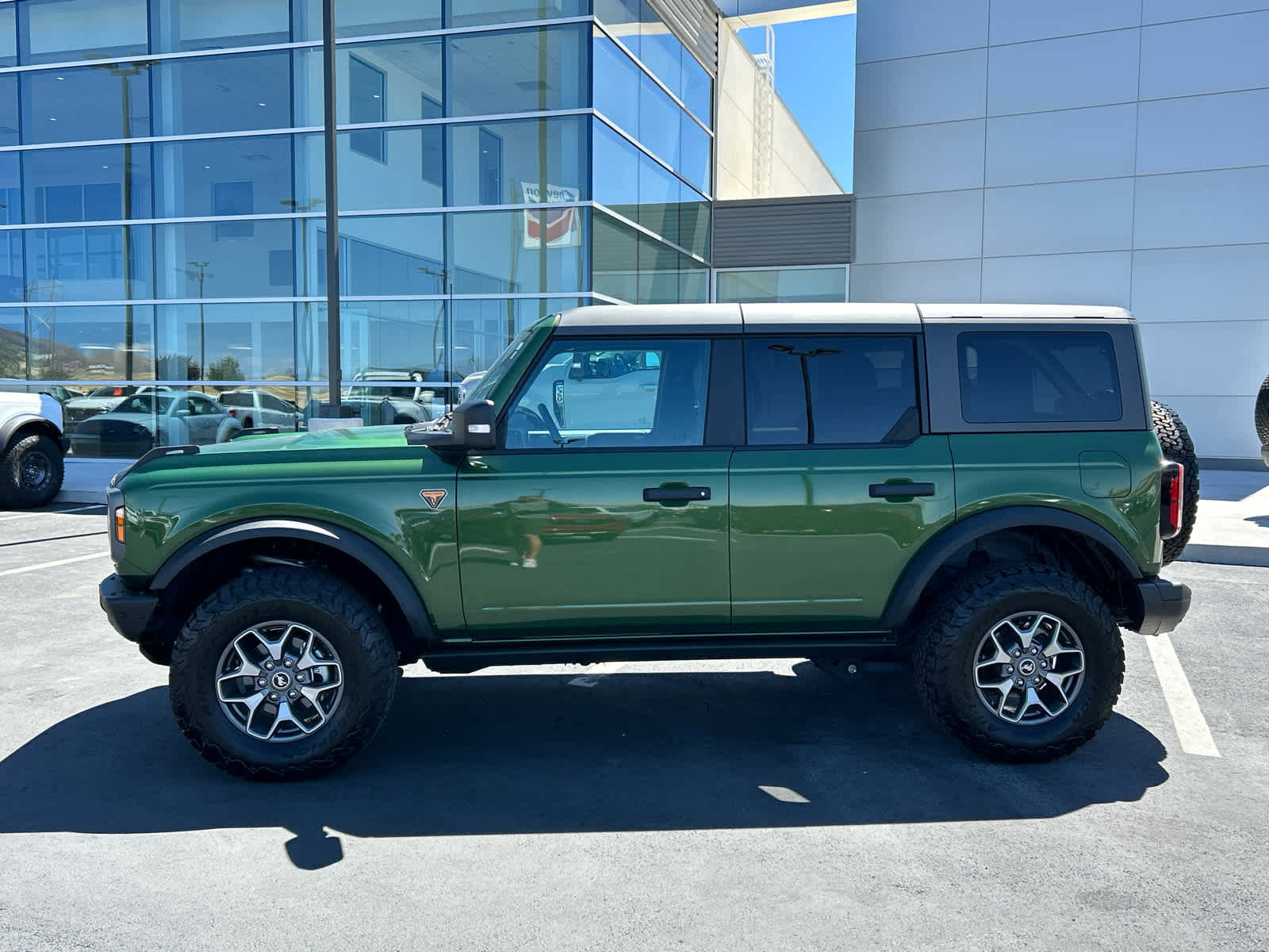 Certified 2023 Ford Bronco Badlands image 15
