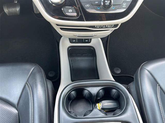 Used 2021 Chrysler Voyager Lxi FWD image 27
