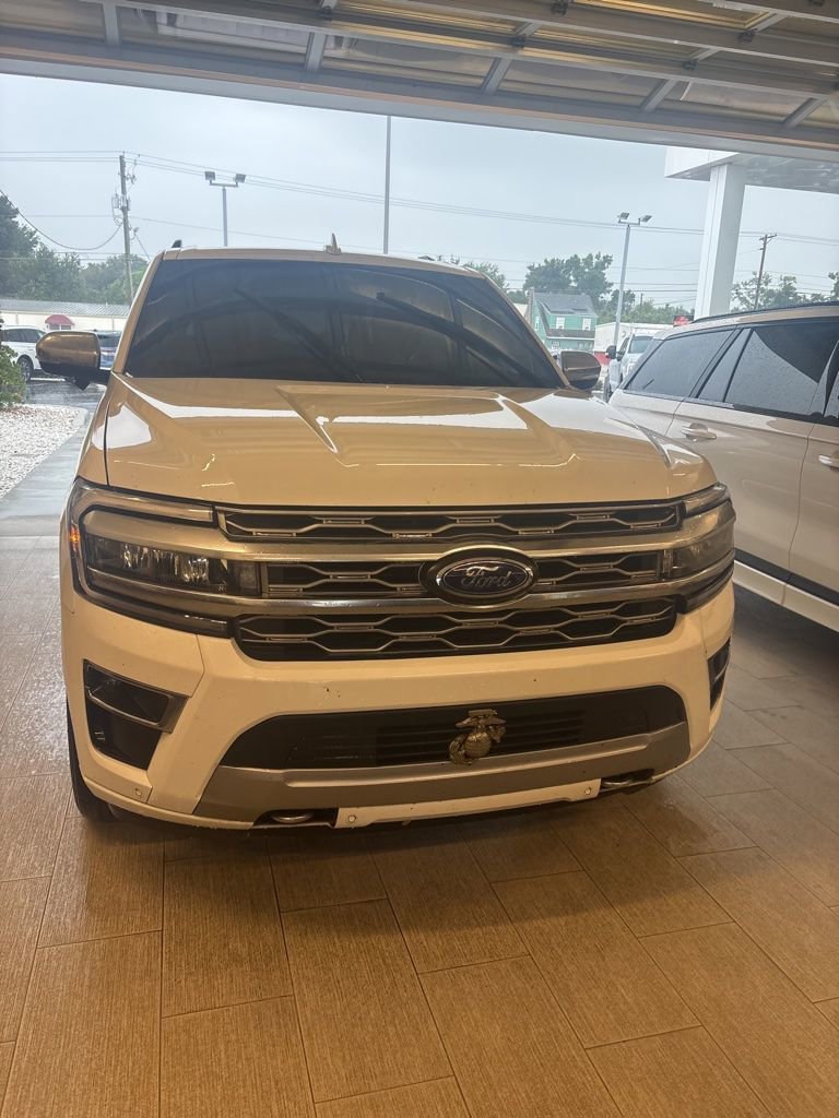 Certified 2024 Ford Expedition Max Platinum AWD/4WD image 2