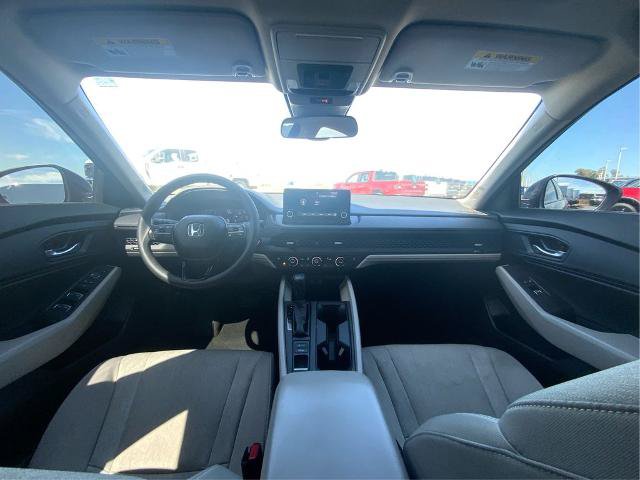 Used 2025 Honda Accord SE image 27