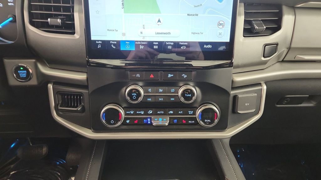 Certified 2024 Ford Expedition XLT AWD/4WD image 16