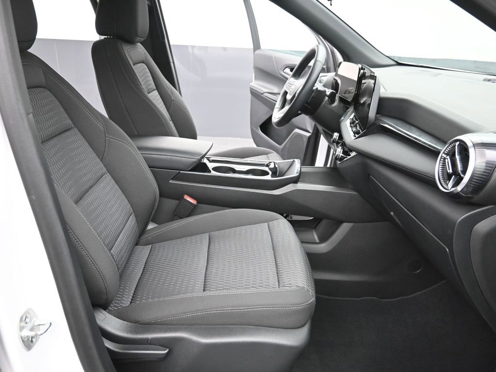 Used 2025 Chevrolet Equinox LT image 16