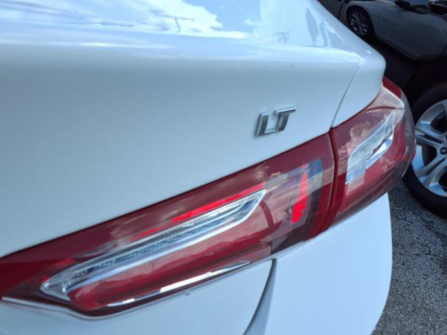 Used 2019 Chevrolet Malibu LT w/ Leather Package FWD image 25