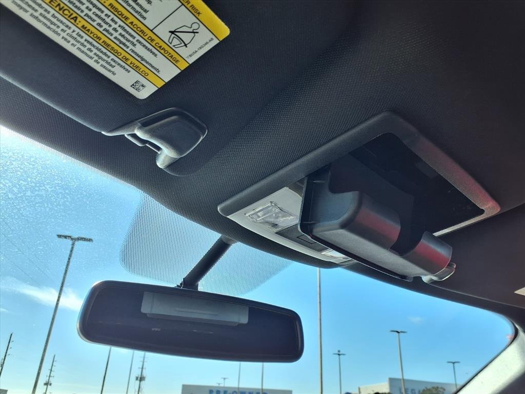 Certified 2018 Ford Explorer XLT w/ Equipment Group 201A image 20