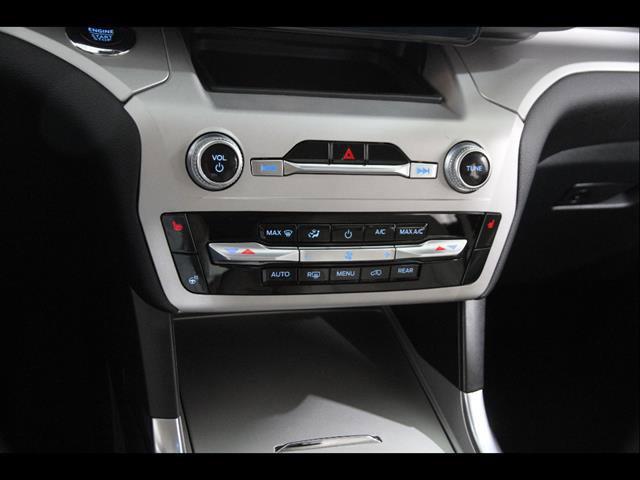 Certified 2024 Ford Explorer XLT w/ Equipment Group 202A image 15