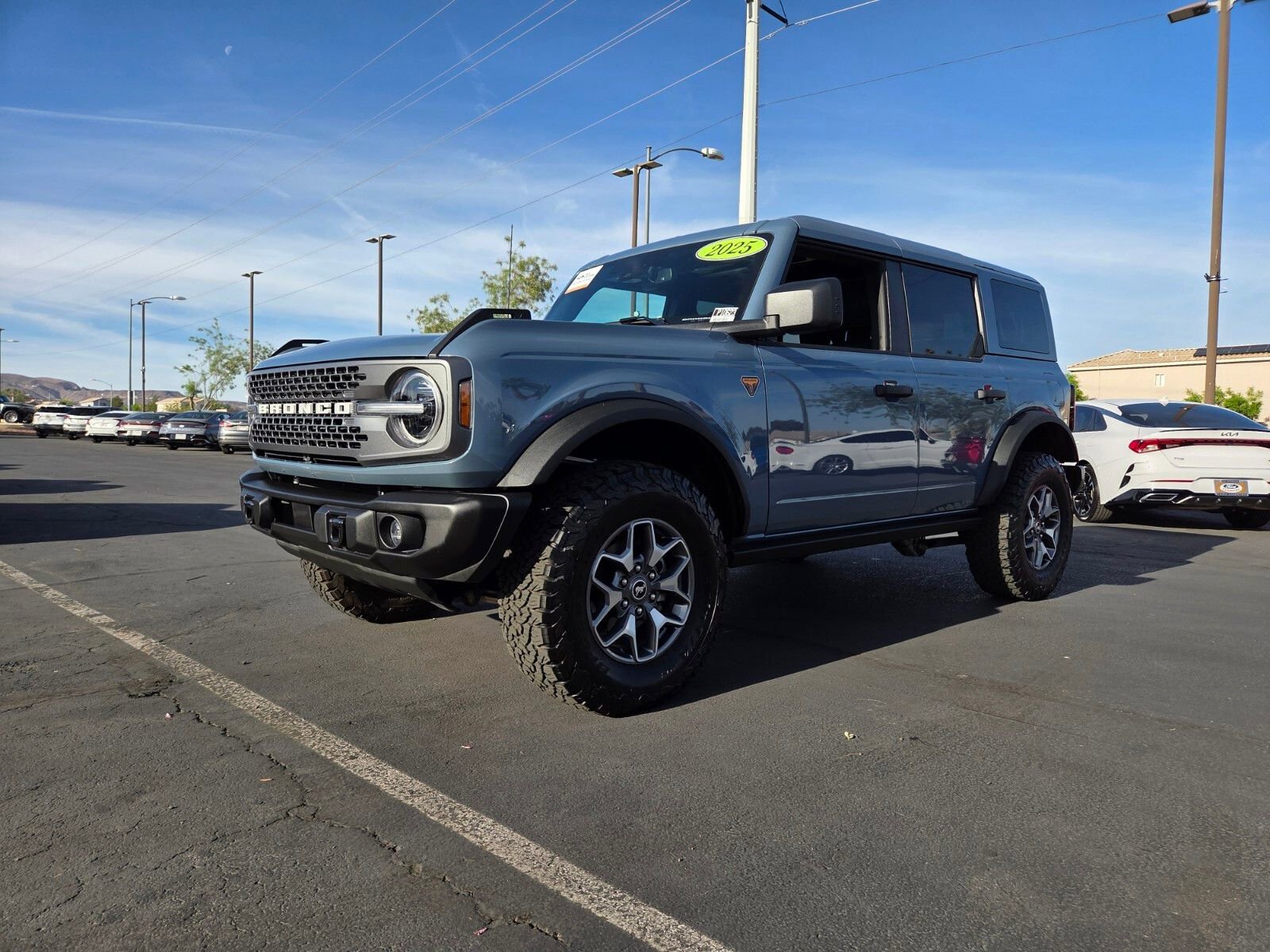 Certified 2025 Ford Bronco Badlands AWD/4WD image 2