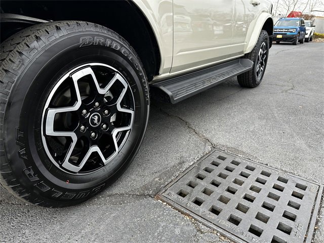 Certified 2025 Ford Bronco Outer Banks image 13