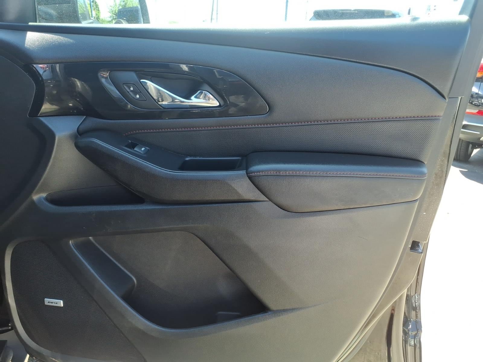 Used 2022 Chevrolet Traverse RS AWD/4WD image 11