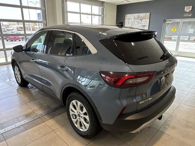 Certified 2024 Ford Escape Active AWD/4WD image 3