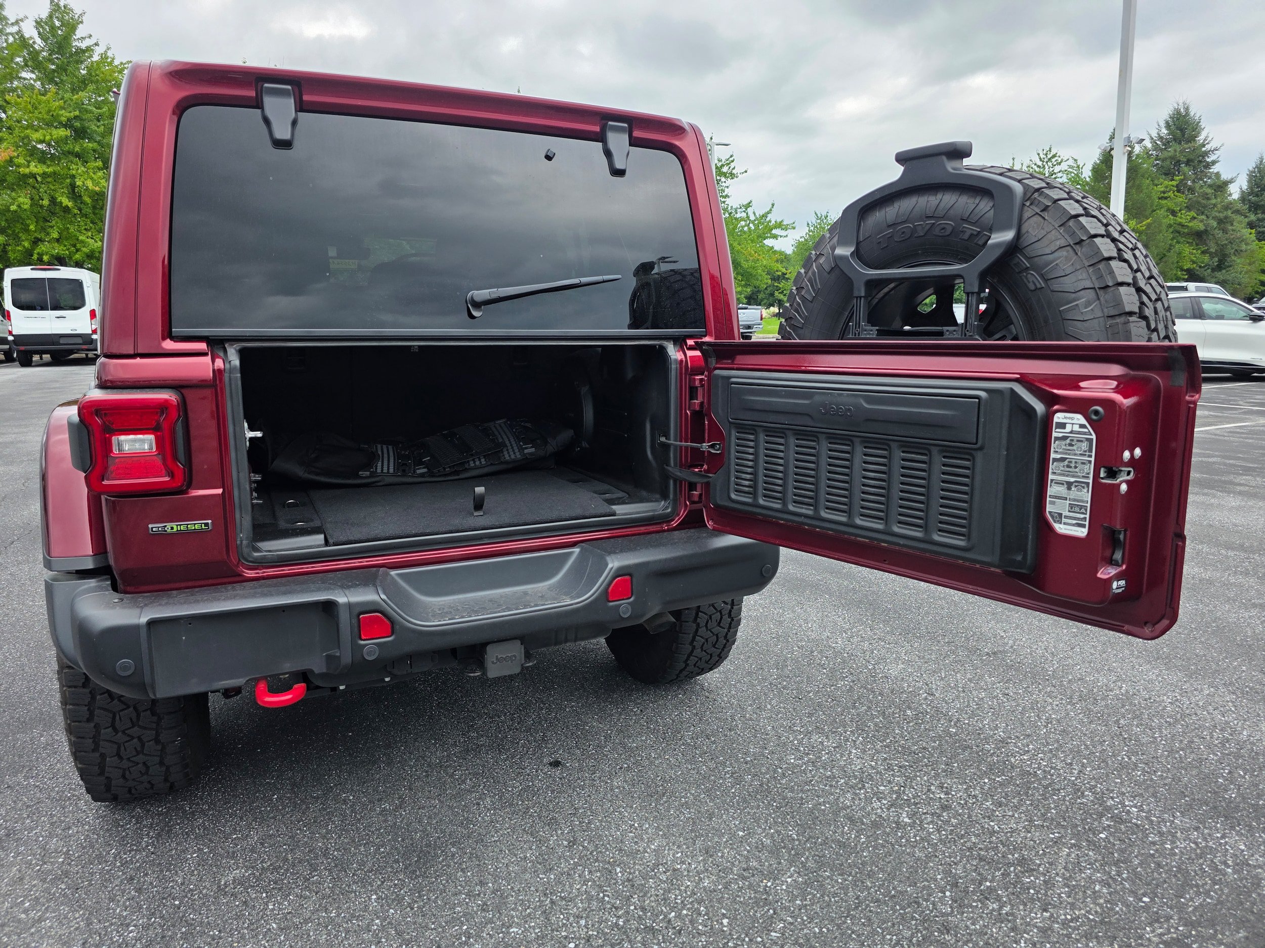Used 2021 Jeep Wrangler Unlimited Rubicon AWD/4WD image 7