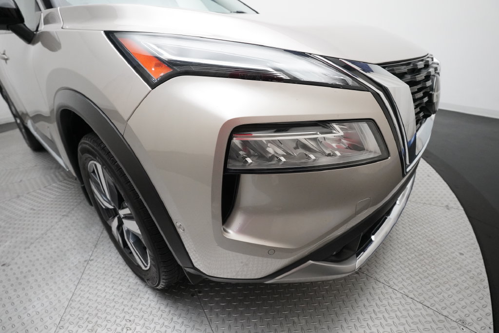 Used 2021 Nissan Rogue Platinum AWD/4WD image 23