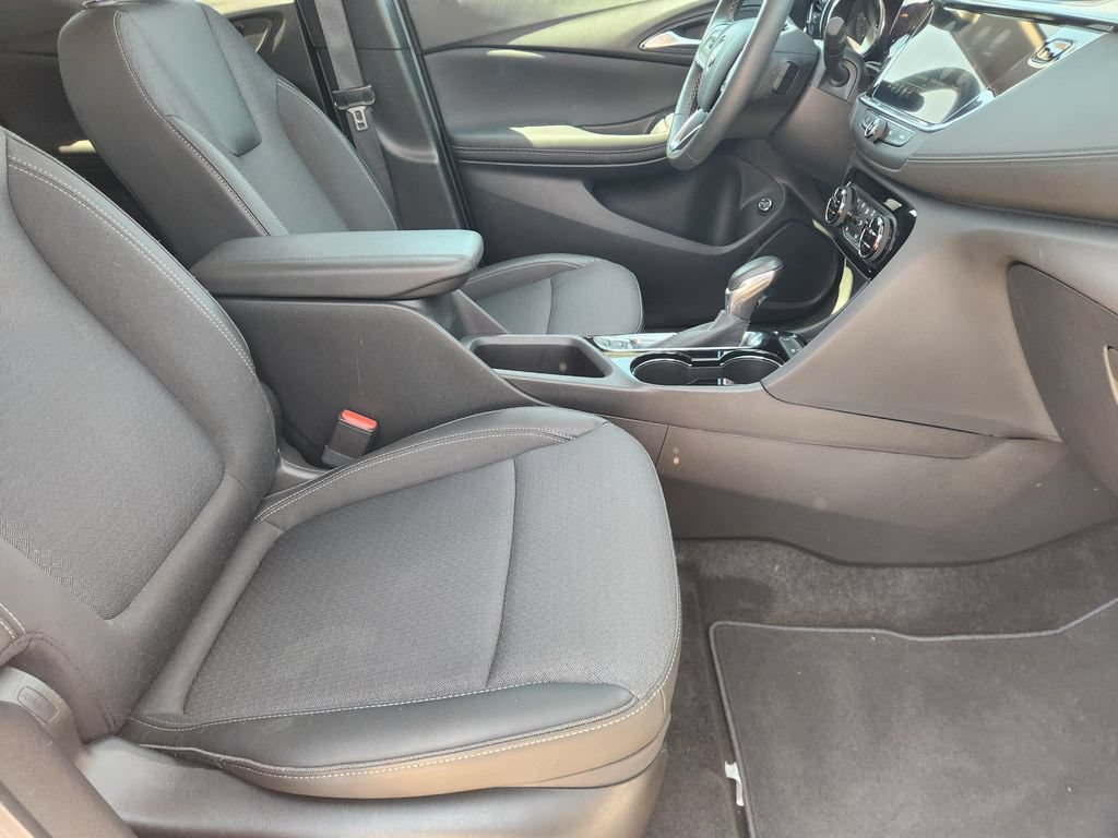 Used 2022 Buick Encore GX Select w/ Sport Touring Package FWD image 13