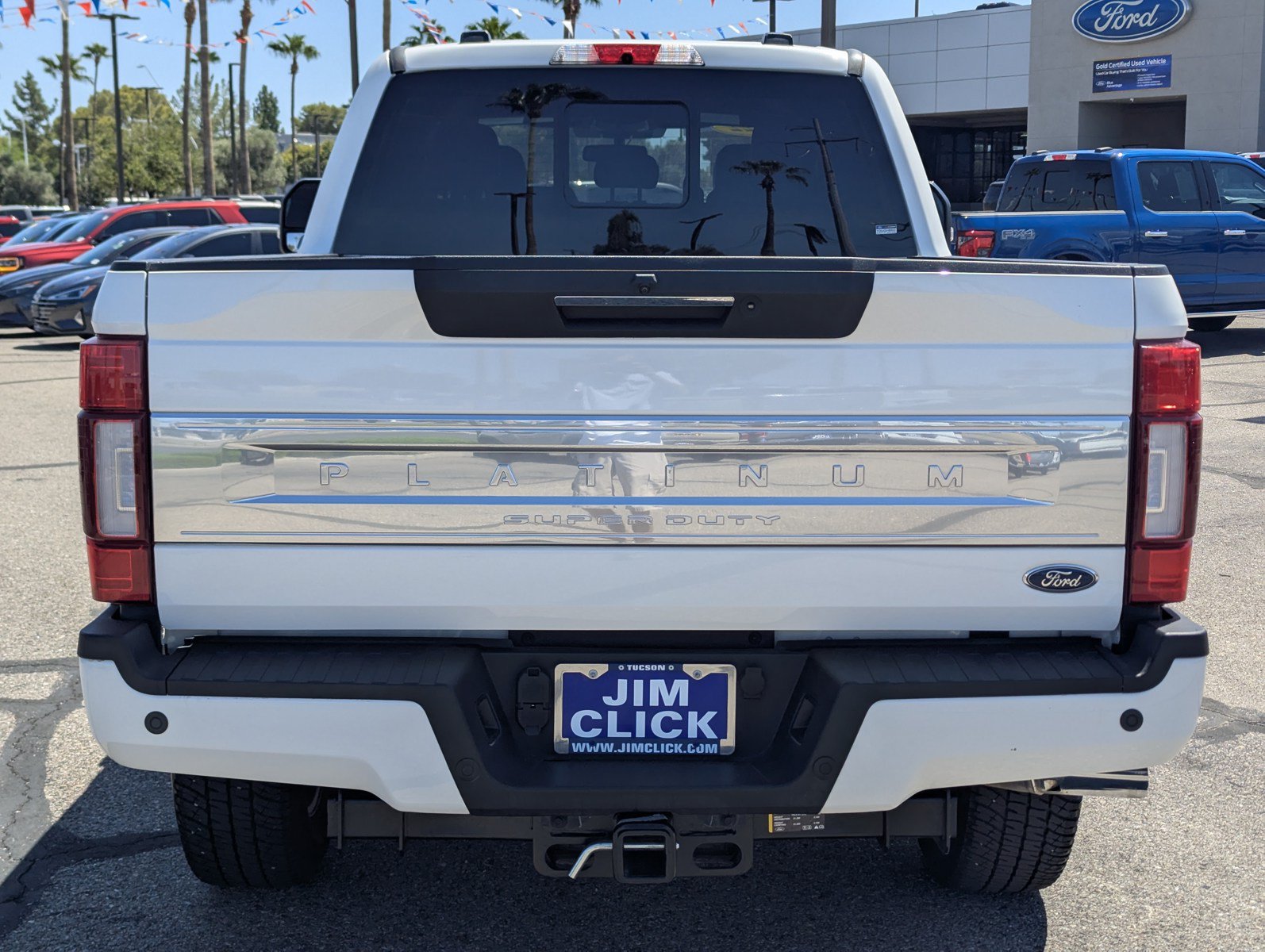 Certified 2022 Ford F350 Platinum AWD/4WD image 3