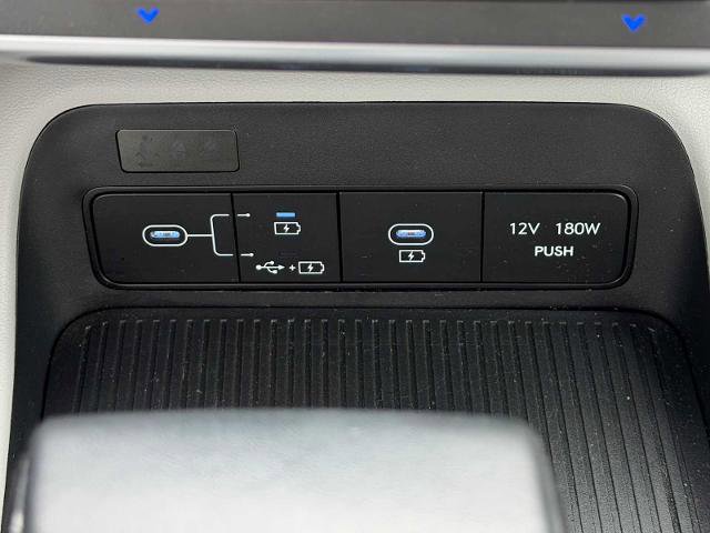 Used 2025 Hyundai Kona SEL AWD/4WD image 18