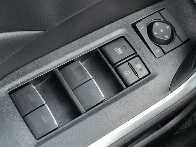 Used 2022 Toyota RAV4 XLE Premium AWD/4WD image 24