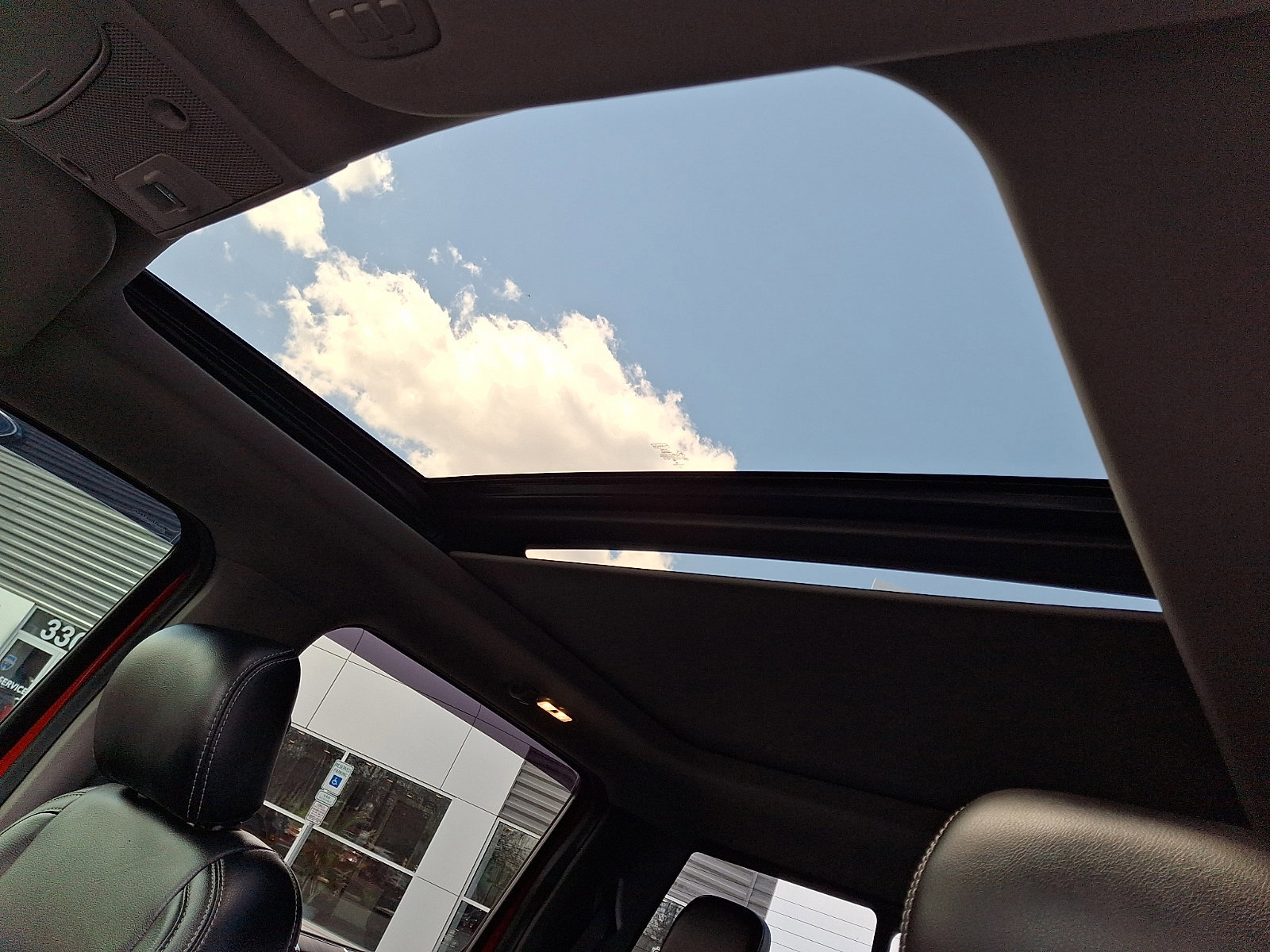 Certified 2020 Ford F150 Lariat w/ Equipment Group 502A Luxury image 21