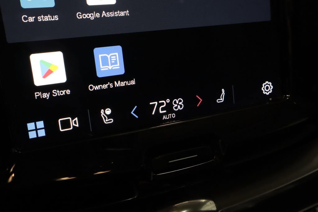 Used 2023 Volvo XC60 B5 Core AWD/4WD image 11