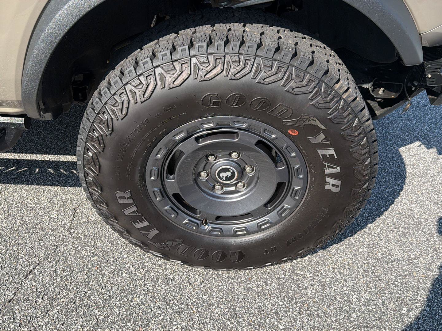 Certified 2025 Ford Bronco Outer Banks w/ Sasquatch Package AWD/4WD image 41