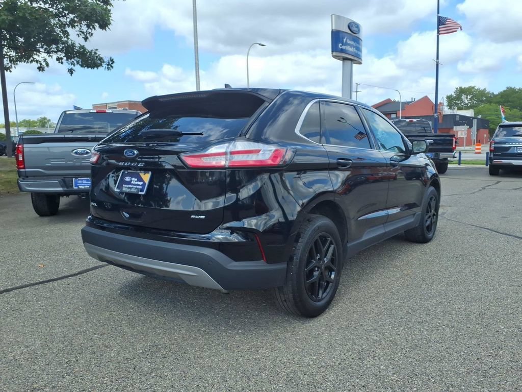 Certified 2024 Ford Edge SEL w/ Convenience Package AWD/4WD image 6