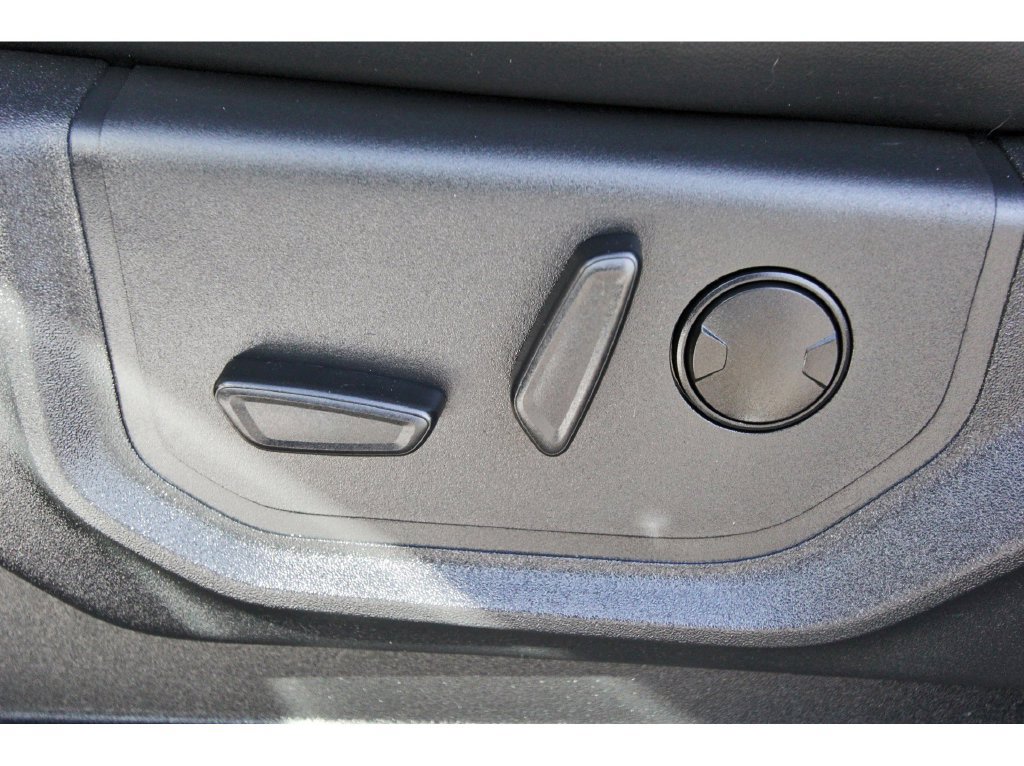 Certified 2024 Ford Expedition XLT RWD image 38