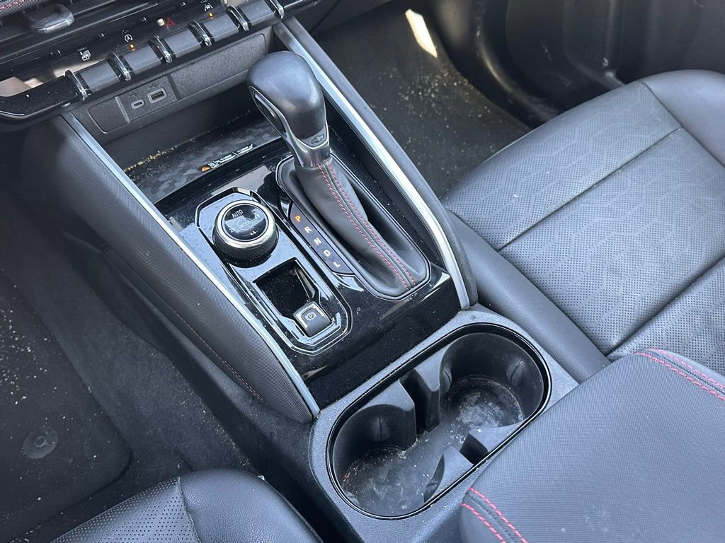 Used 2023 Chevrolet Colorado Z71 w/ Z71 Convenience Package 2 image 30