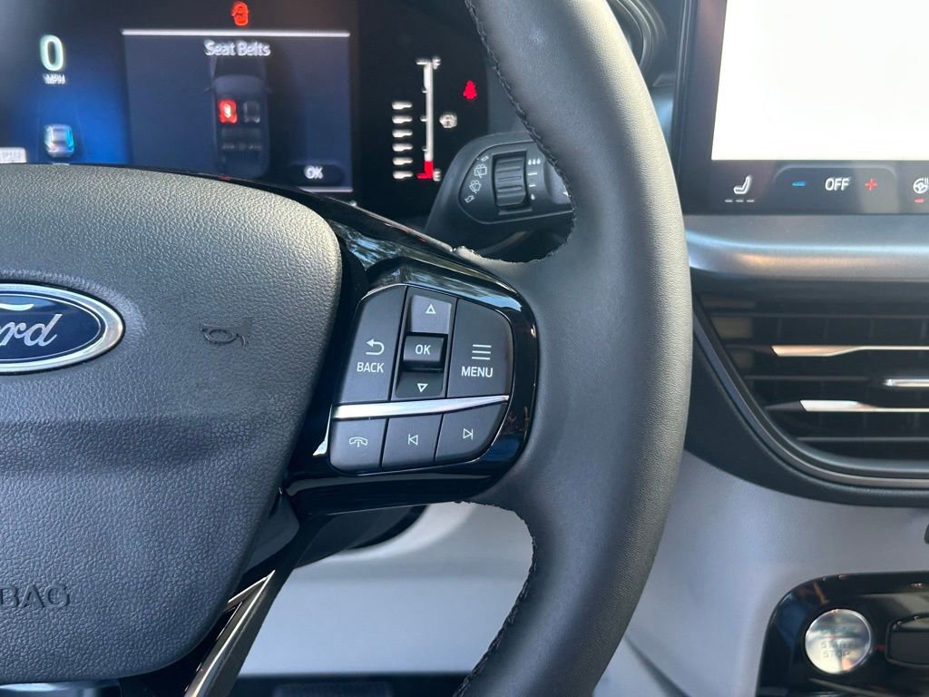 Certified 2024 Ford Escape SE image 40