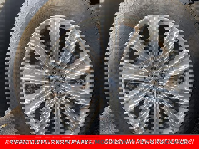 Certified 2023 Ford Explorer Limited w/ Limited Technology Package image 9