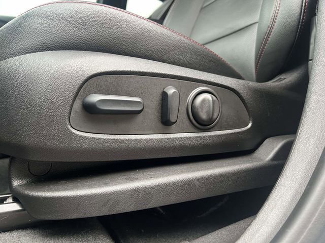 Used 2024 Chevrolet Equinox RS w/ RS Leather Package image 17