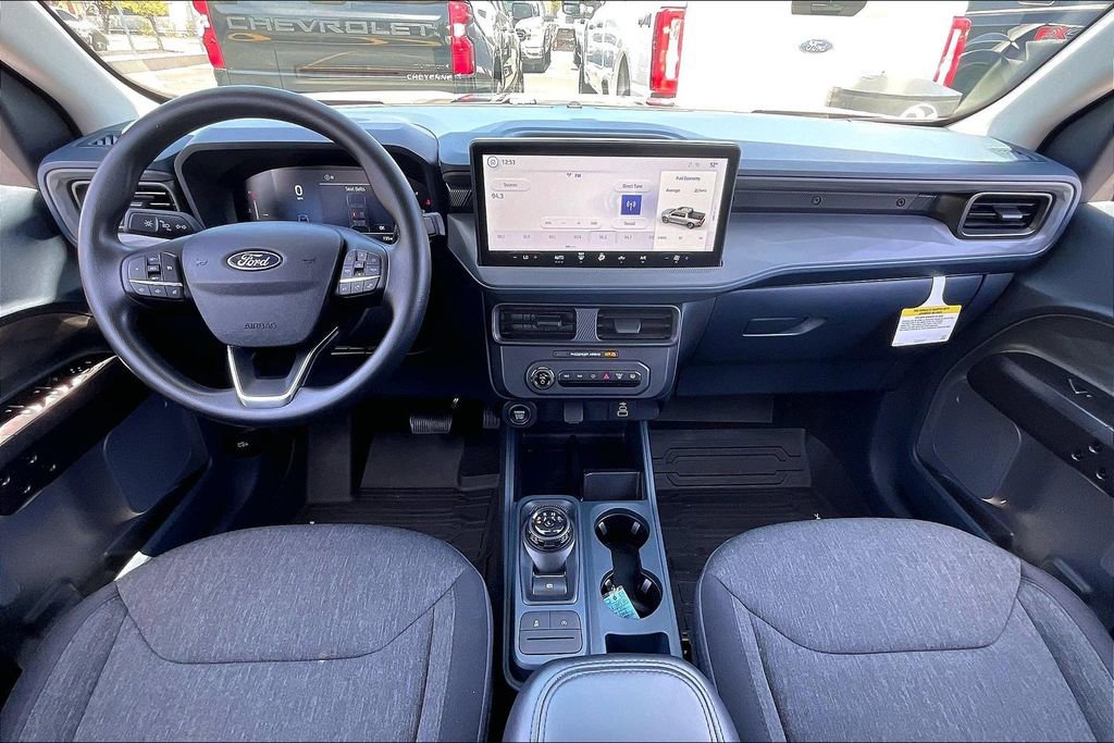 Certified 2025 Ford Maverick XLT w/ Black Appearance Package AWD/4WD image 13