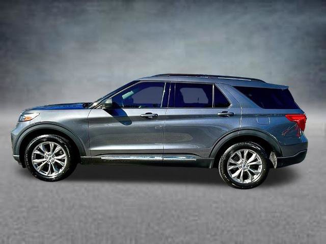 Certified 2024 Ford Explorer XLT w/ Equipment Group 202A AWD/4WD image 10