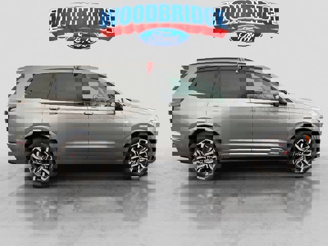 Used 2024 Cadillac XT6 Sport image 4