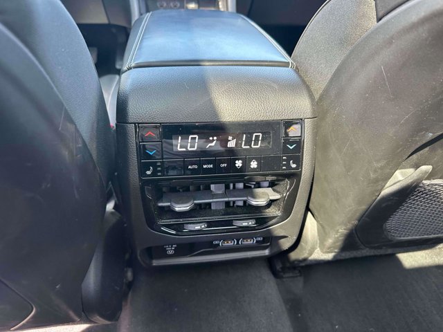 Used 2023 Jeep Grand Cherokee Overland w/ Luxury Tech Group IV image 12