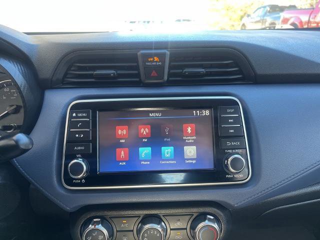 Used 2024 Nissan Versa SV w/ Trunk Package image 21