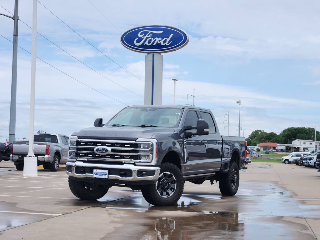 Certified 2024 Ford F250 Lariat w/ Lariat Ultimate Package AWD/4WD image 3