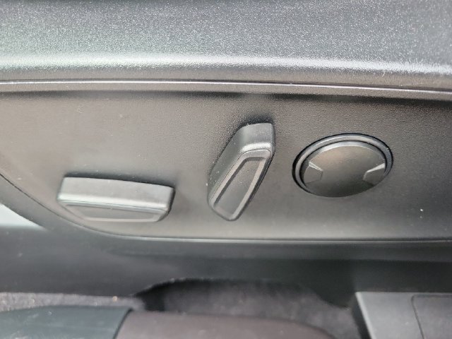 Certified 2023 Ford Escape Active AWD/4WD image 11
