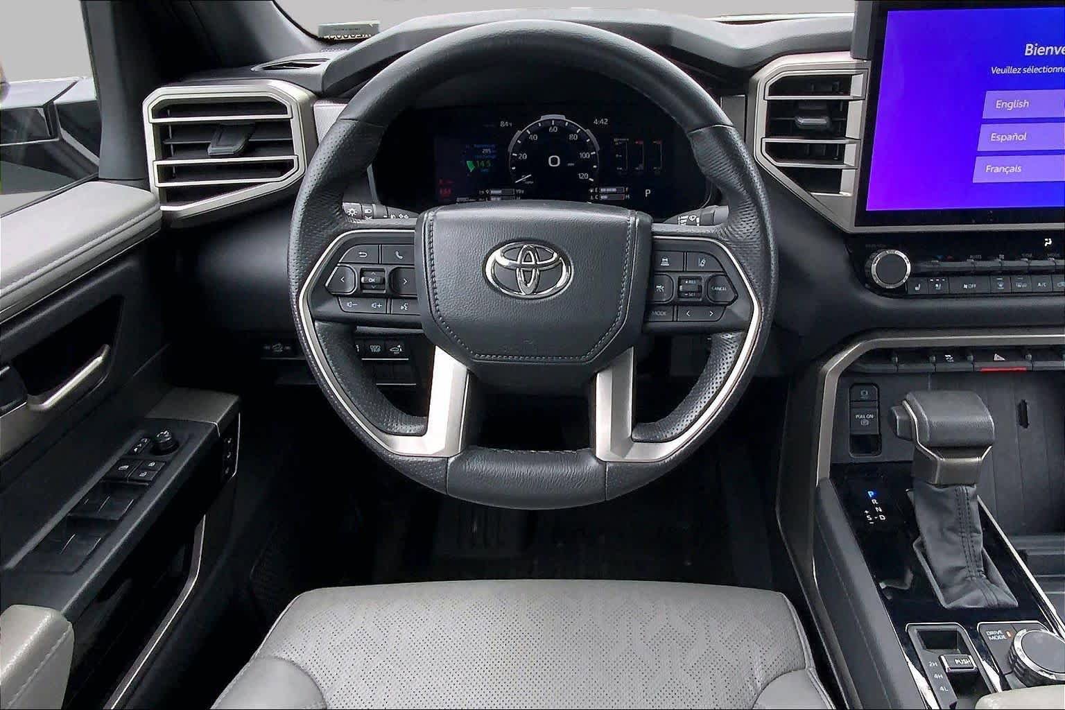 Used 2025 Toyota Tundra Limited AWD/4WD image 6