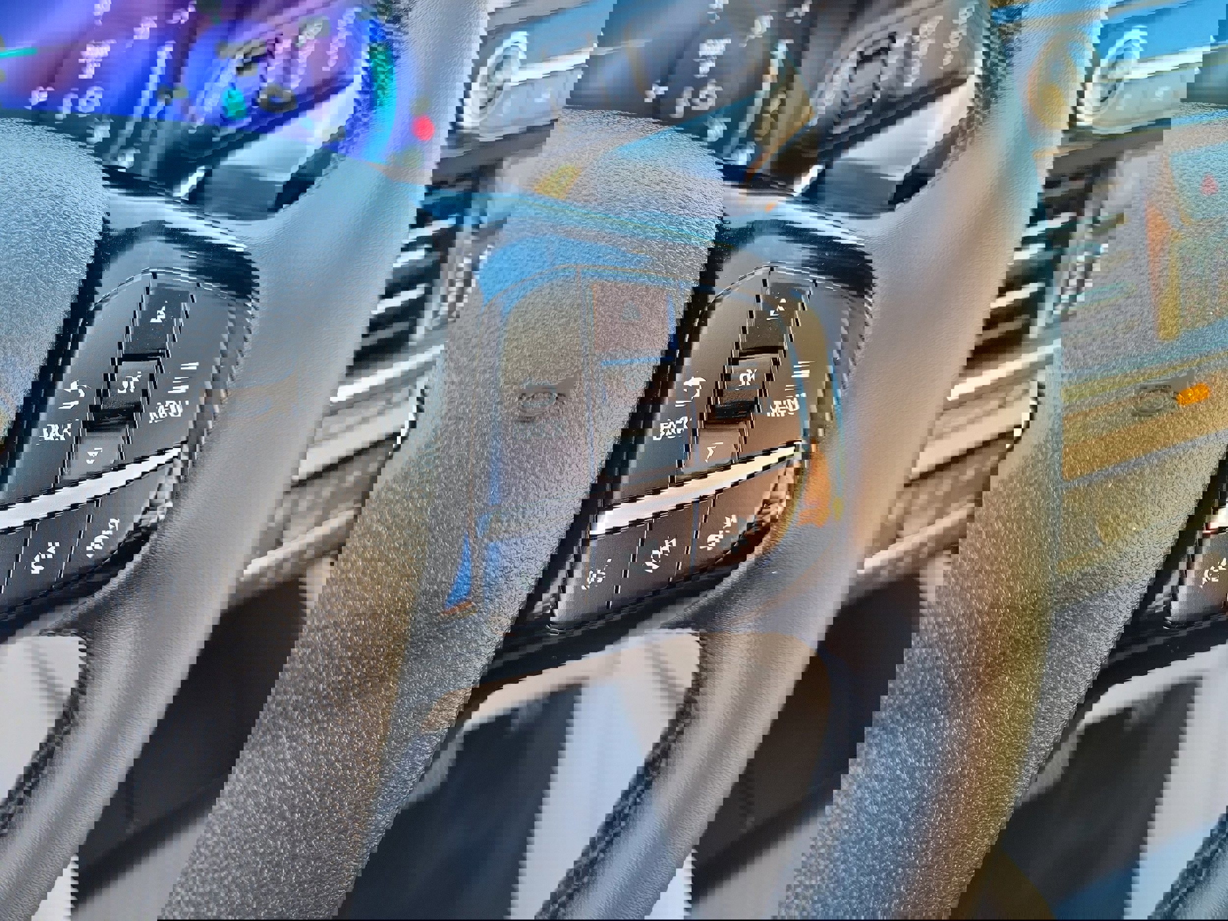 Certified 2022 Ford Escape Titanium image 25