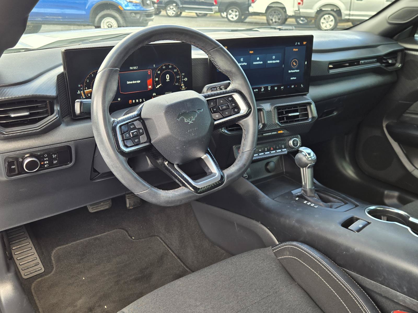 Certified 2025 Ford Mustang Coupe RWD image 17
