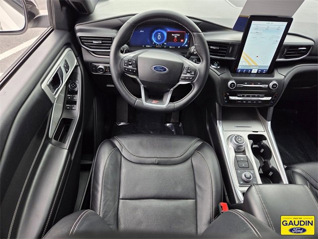 Certified 2020 Ford Explorer ST w/ ST Street Pack image 13