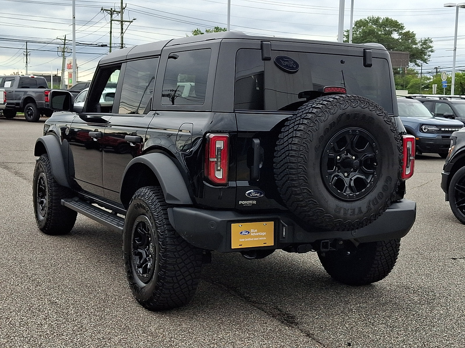 Certified 2024 Ford Bronco Wildtrak AWD/4WD image 8