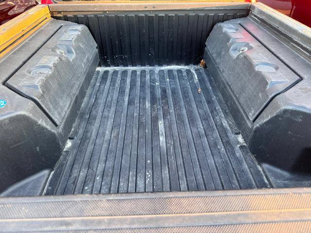 Used 2022 Toyota Tacoma SR5 AWD/4WD image 8