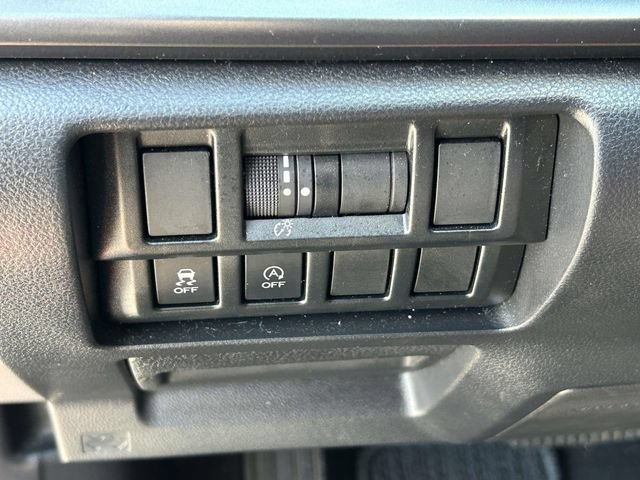 Used 2023 Subaru Crosstrek 2.0i Premium w/ Special Edition AWD/4WD image 14