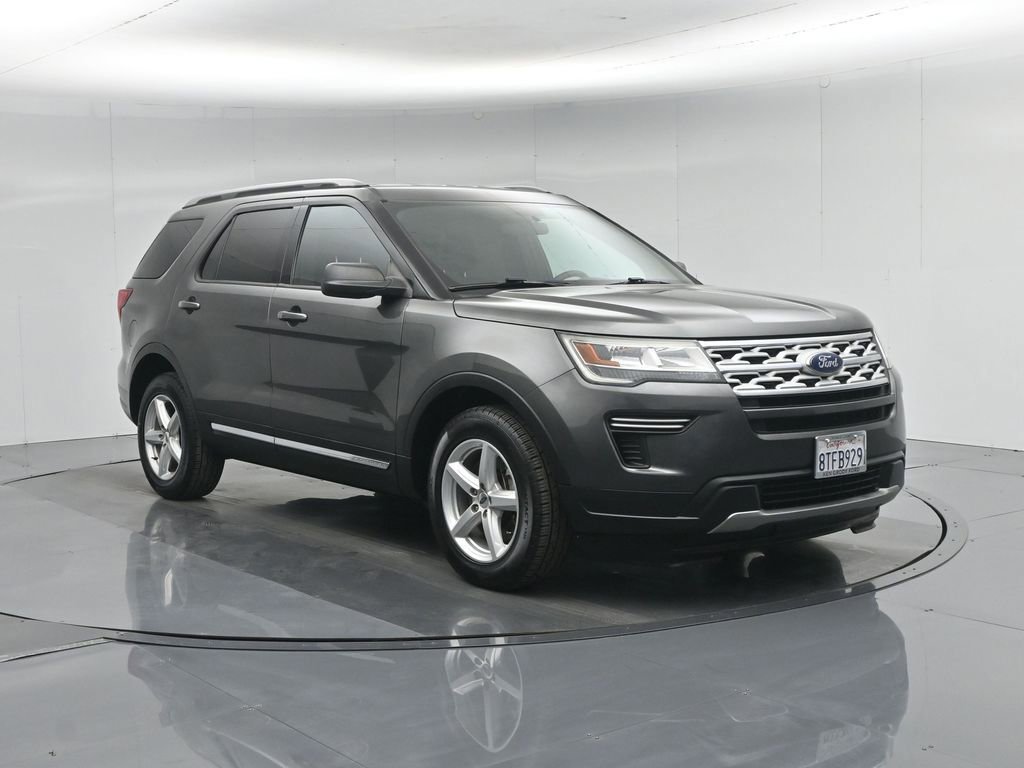 Certified 2018 Ford Explorer XLT image 7