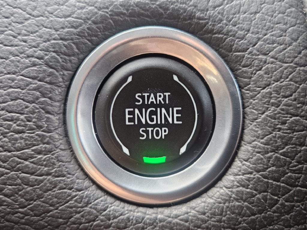Used 2023 GMC Yukon Denali AWD/4WD image 35