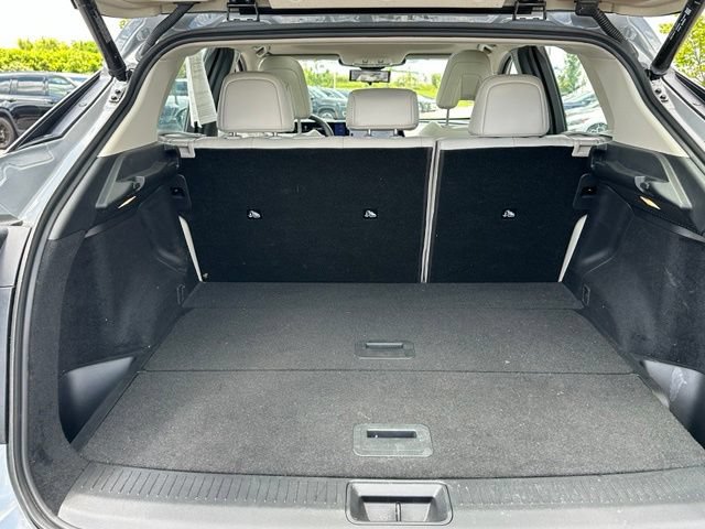 Used 2024 Nissan Ariya AWD image 9