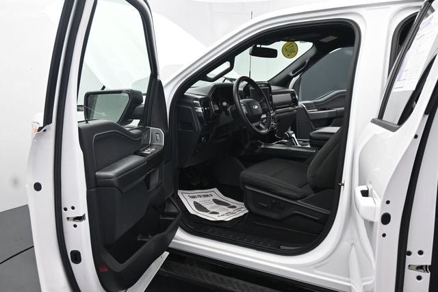 Certified 2023 Ford F150 XLT AWD/4WD image 16