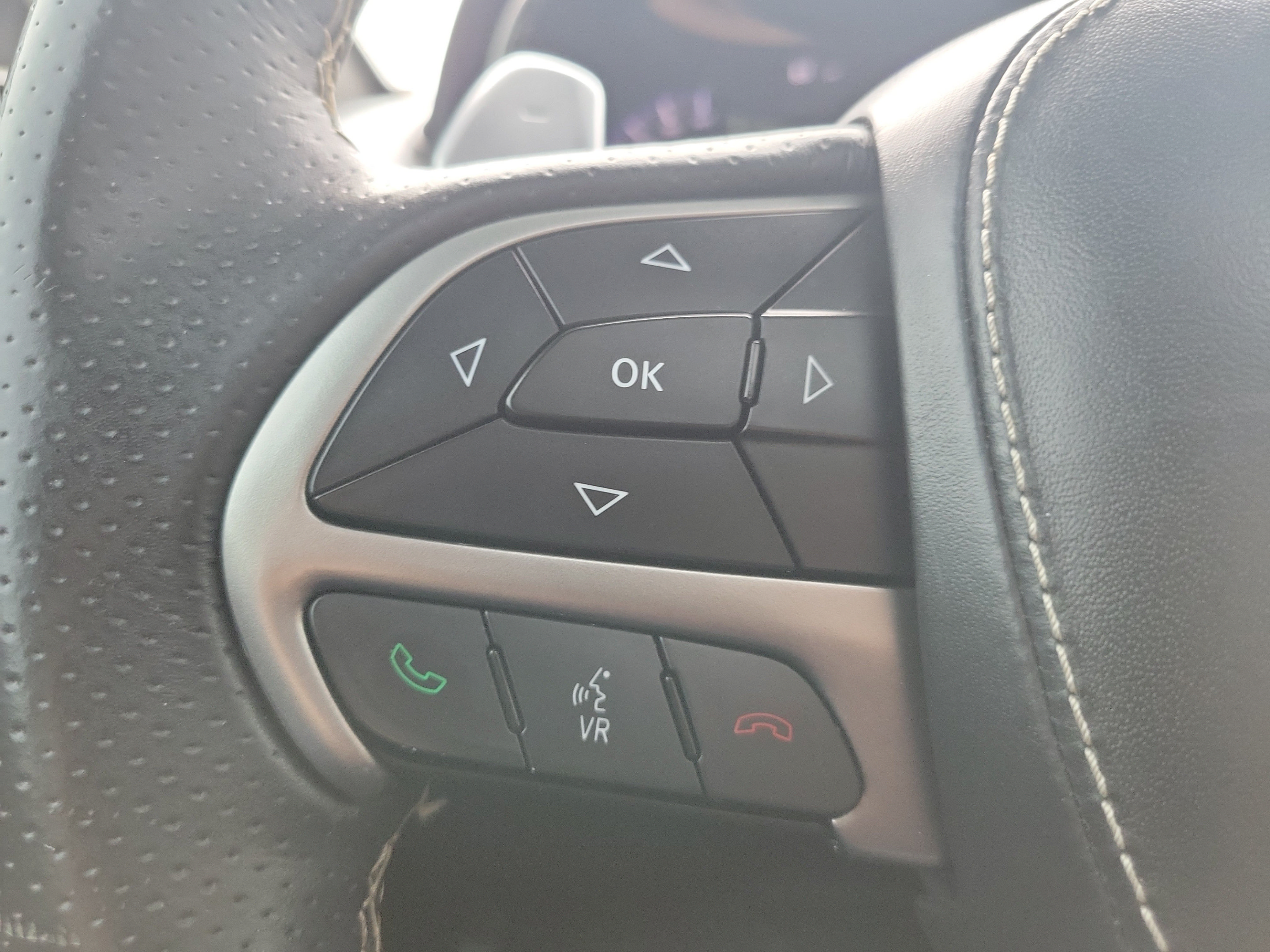 Used 2017 Jeep Grand Cherokee SRT AWD/4WD image 22