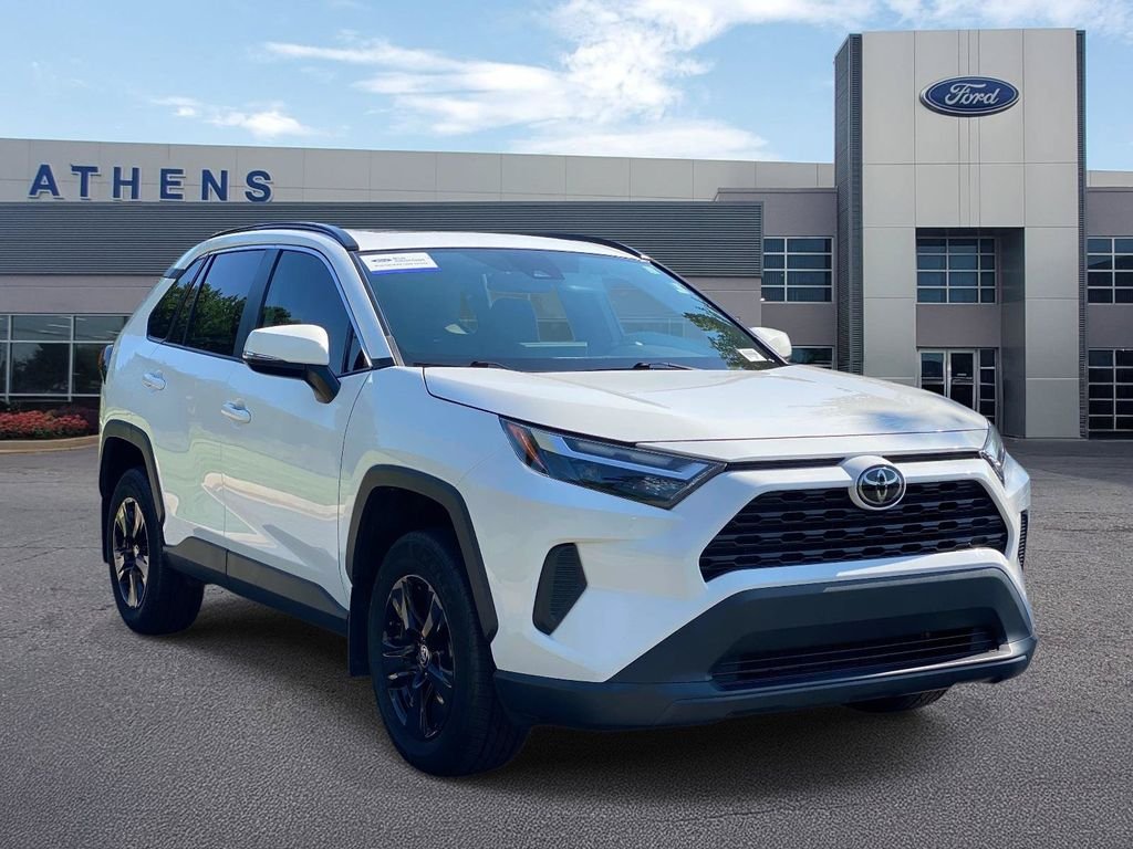 Used 2024 Toyota RAV4 XLE w/ Convenience Package FWD image 1