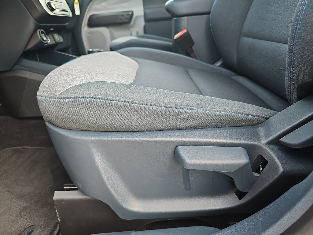 Certified 2025 Ford Maverick XLT FWD image 27